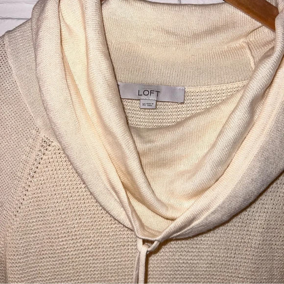 Loft Ivory Cowl Neck Oversized Knit Pullover Sweater, Women’s Size Extra Small - Picture 4 of 7